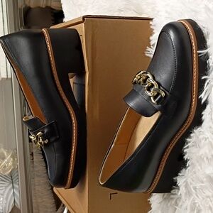 Naturalizer Desi Women's Sz 7.5 Wide Loafers Shoes